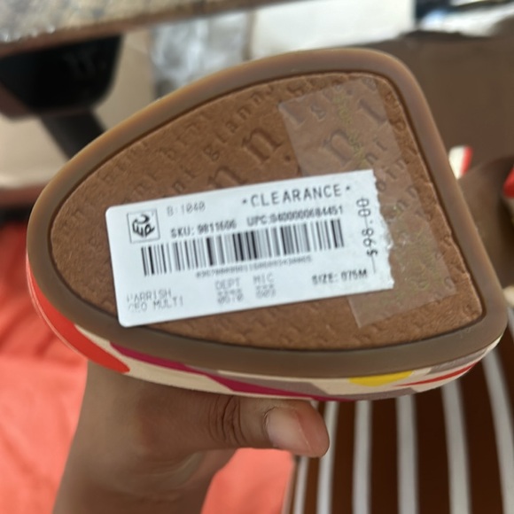 Never Worn Gianni Bini multi color platform heels - Picture 5 of 10